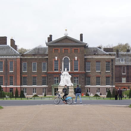 Afternoon Tea at Kensington Palace – Recently Added Experiences OHHE.com Special Offers, Deals & Discounts
