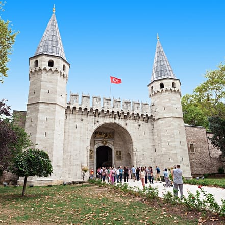 Topkapi Palace: Guided Tour – Top-Rated Attractions OHHE.com Special Offers, Deals & Discounts