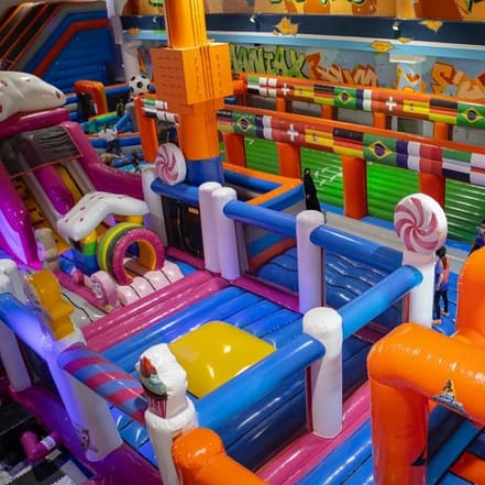 Air Maniax Yas Mall – Inflatable and Adventure Park – Experiences OHHE.com Special Offers, Deals & Discounts