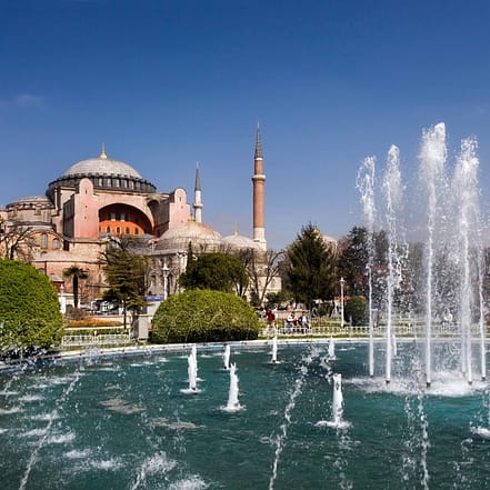Guided Tour: Hagia Sophia, Blue Mosque and Grand Bazaar Tour – Sightseeing and Tours OHHE.com Special Offers, Deals & Discounts