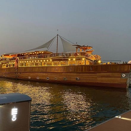 Dhow dinner cruise on Dubai creek – Boat Tours and Cruises OHHE.com Special Offers, Deals & Discounts