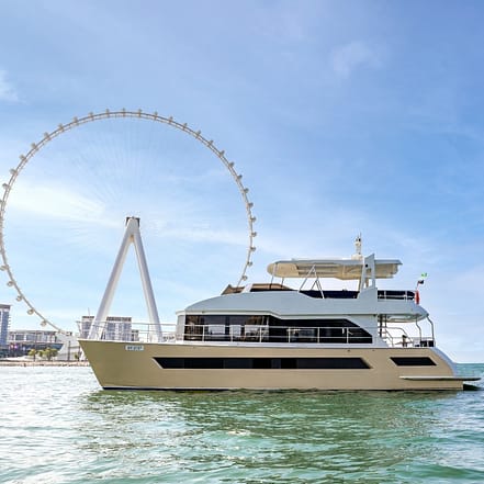 1 Hour Marina Yacht Tour – Boat Tours and Cruises OHHE.com Special Offers, Deals & Discounts