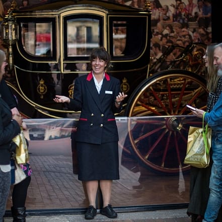 The Royal Mews & Buckingham Palace – Museums OHHE.com Special Offers, Deals & Discounts