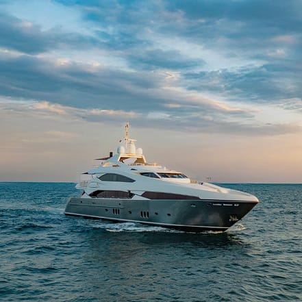 Sunseeker Superyacht Experience with Gourmet Dining,Premium Drinks & Live Music – Boat Tours and Cruises OHHE.com Special Offers, Deals & Discounts