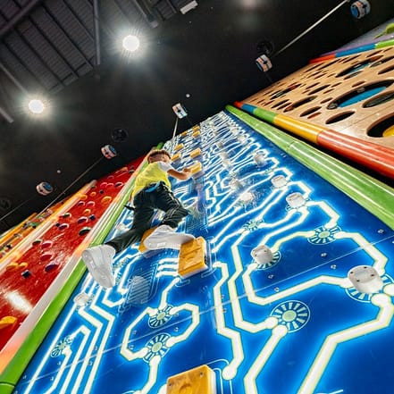 Trampo Extreme – Trampoline Fun at Dubai Mall – Experiences OHHE.com Special Offers, Deals & Discounts